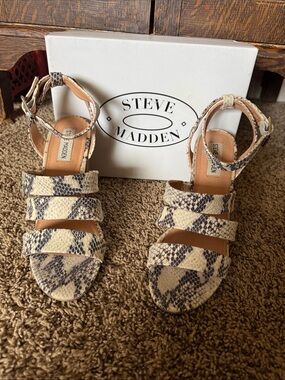 Steve Madden Neutral Snake-Print Strappy Sandals